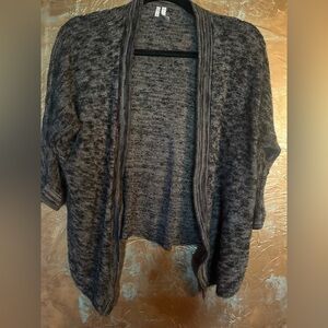 Black and Grey 3/4 sleeve cardigan
